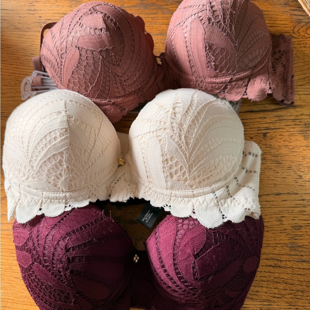 Rene Rofe Lace Bra Set - Cream and Burgundy